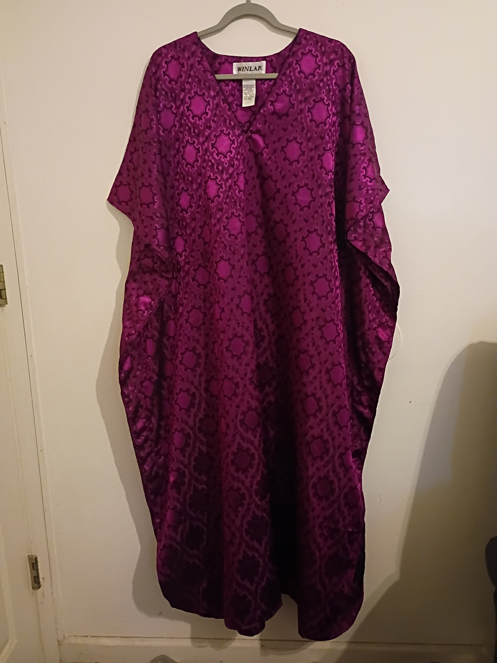 Winlar Women's Plum Satin Patterned Caftan Dress Black Trim Sz OS